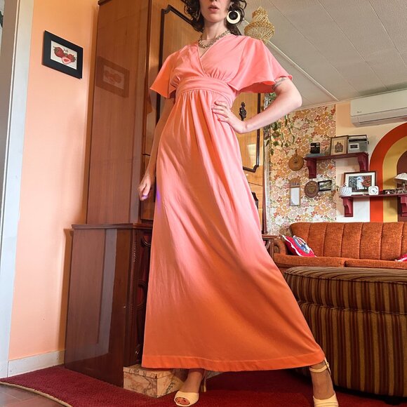1970s prairie maxi dress in pale pink with butterfly cap sleeves and empire wais - Picture 1 of 16